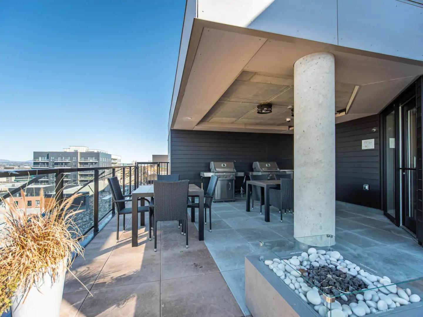 Quebec, Rustique Chic En Ville, Piscine Sur Le Toit Pour 2 A 6 Invites Εξωτερικό φωτογραφία
